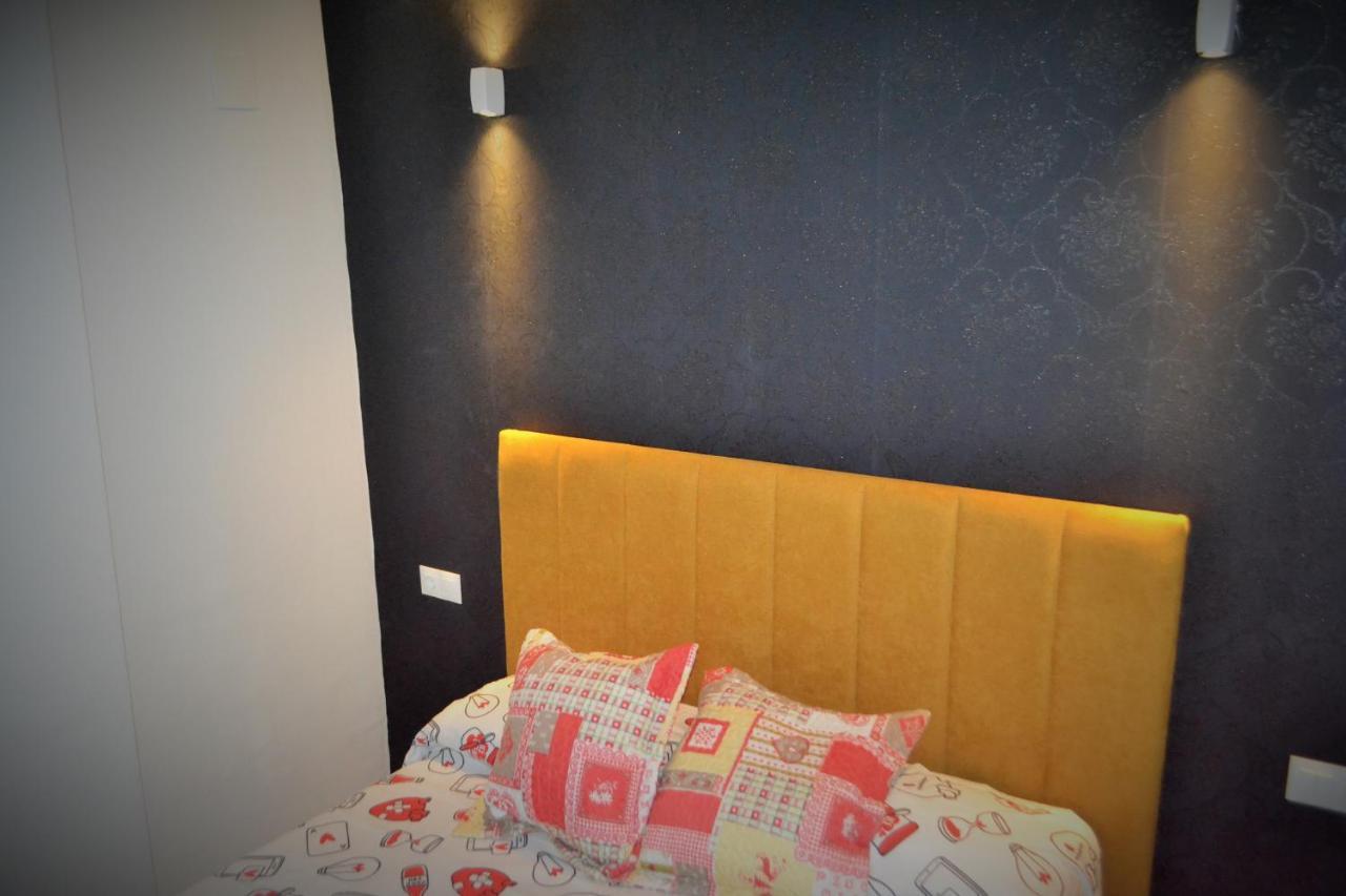 Vialia 2 Centro Daire Málaga Dış mekan fotoğraf